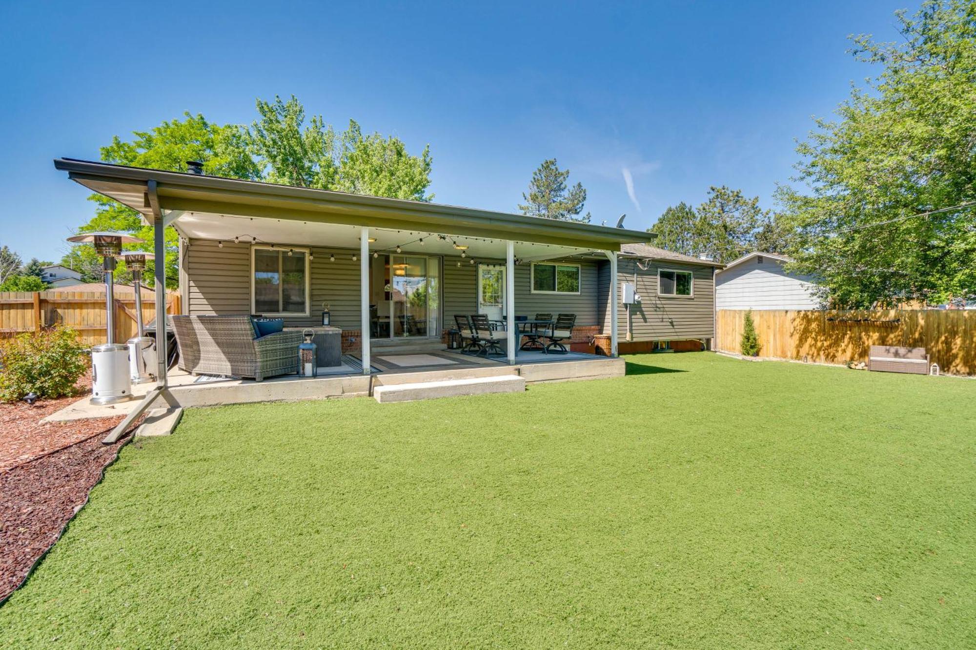 Centennial Home With Covered Patio And Fire Pit! Exteriér fotografie